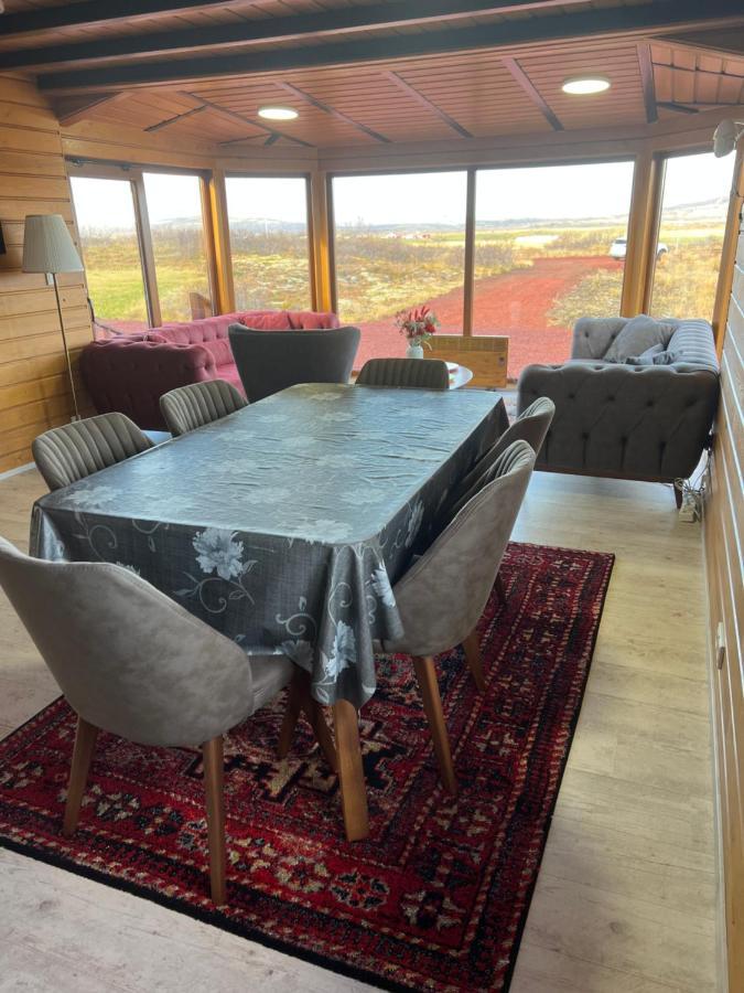 Large Luxury On The Golden Circle Next To Kerith The Crater. *